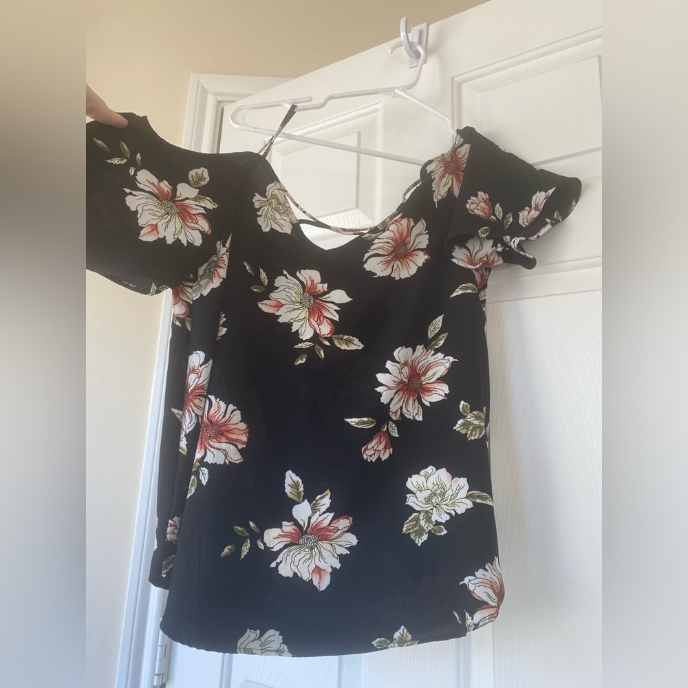 Black floral top from kaileigh size L